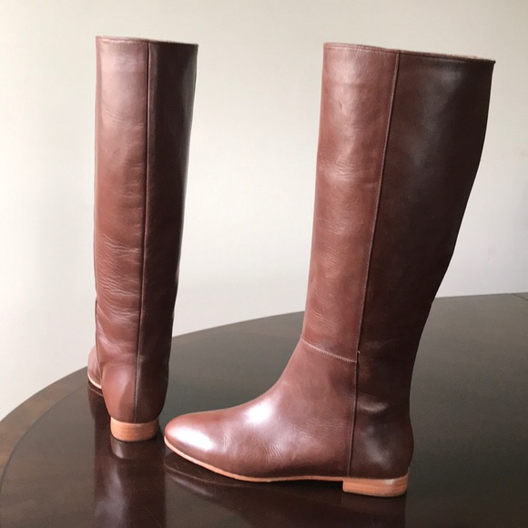 brown boots flat heel